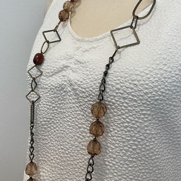 Geometric Crystal necklace - Picture 3 of 3